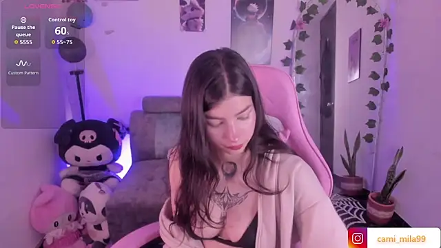 cami mila9 online show from 10/24/25, 10:31