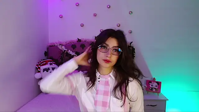 cami mila9 online show from 12/04/24, 01:19