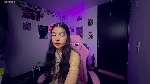 cami mila9 online show from 04/17/26, 03:53