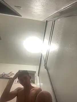 kevinsito1 online show from 12/19/25, 05:21