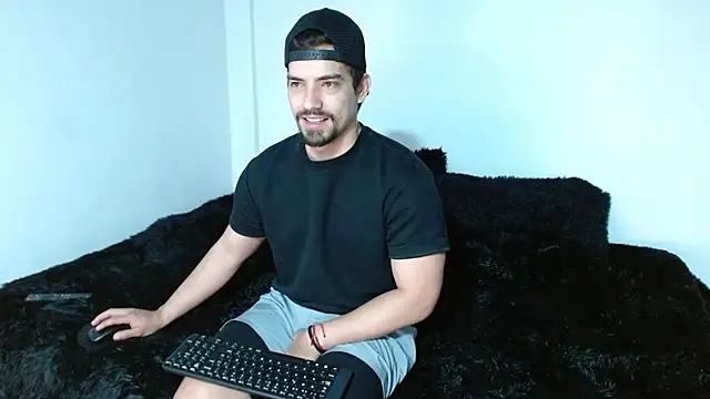 Ian Daviz online show from 11/04/25, 03:54