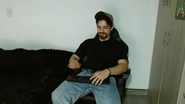 Ian Daviz online show from 11/03/25, 02:06