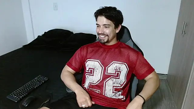 Ian Daviz online show from 11/18/25, 12:59