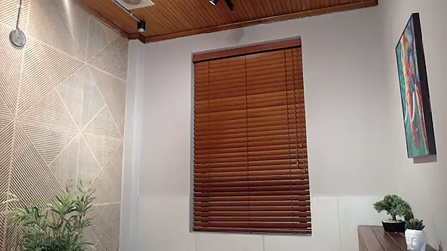 Ian Daviz online show from 03/18/25, 01:35