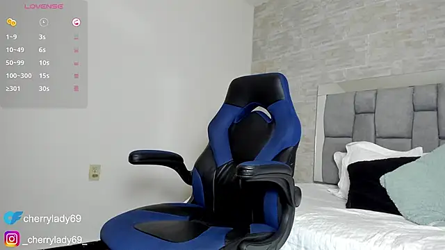 ladyAn  online show from 03/11/25, 03:04