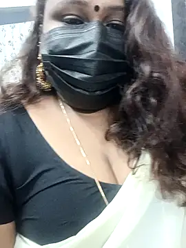 Snapshot of simran21 chatting on 01/04/25, 06:51 simran21 online show from 01/04/25, 06:51