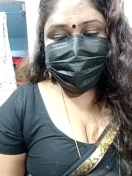 Snapshot of simran21 chatting on 12/28/24, 03:15 simran21 online show from 12/28/24, 03:15