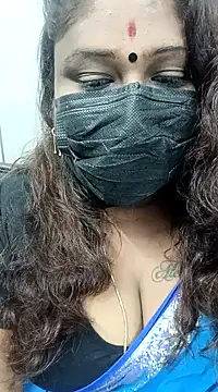 Snapshot of simran21 chatting on 01/23/25, 01:02 simran21 online show from 01/23/25, 01:02