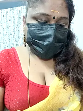 Snapshot of simran21 chatting on 02/28/25, 05:37 simran21 online show from 02/28/25, 05:37