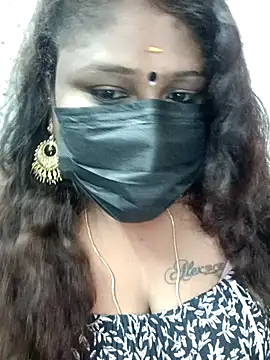 Snapshot of simran21 chatting on 02/22/25, 05:35 simran21 online show from 02/22/25, 05:35