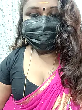 Snapshot of simran21 chatting on 01/19/25, 05:07 simran21 online show from 01/19/25, 05:07