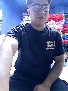 strokvic online show from 11/19/25, 12:10