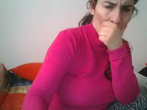Snapshot of hairygirl80 chatting on 01/29/25, 12:56 hairygirl80 online show from 01/29/25, 12:56