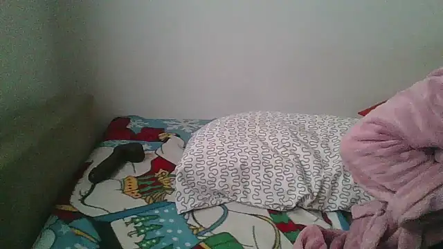 Snapshot of hairygirl80 chatting on 01/13/26, 10:08 hairygirl80 online show from 01/13/26, 10:08