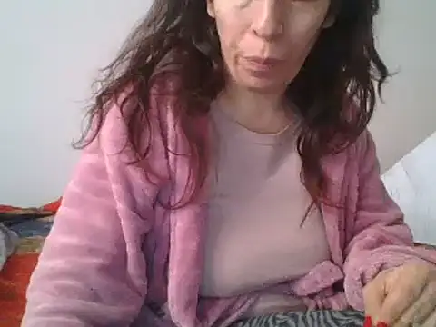 Snapshot of hairygirl80 chatting on 02/10/25, 09:14 hairygirl80 online show from 02/10/25, 09:14
