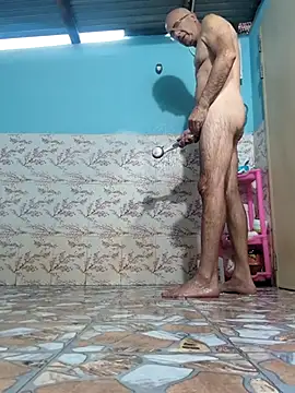 Snapshot of Sunnyboy7897 chatting on 11/29/25, 02:12 Sunnyboy7897 online show from 11/29/25, 02:12