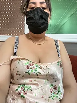 Snapshot of Jawahir-pretty-women chatting on 10/27/25, 10:16 Jawahir-pretty-women online show from 10/27/25, 10:16