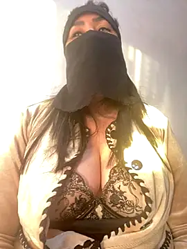 Snapshot of Jawahir-pretty-women chatting on 11/20/25, 07:53 Jawahir-pretty-women online show from 11/20/25, 07:53