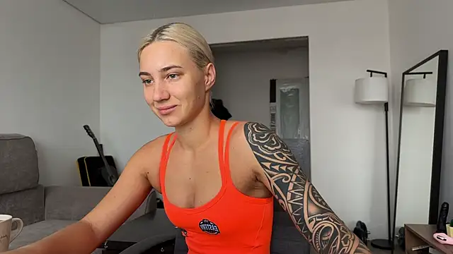 AnneBall online show from 12/01/25, 07:20