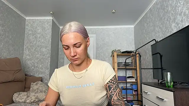 AnneBall online show from 03/01/26, 07:52