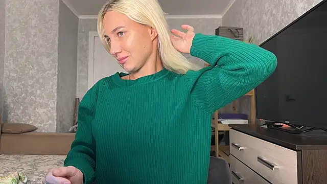 AnneBall online show from 01/14/26, 05:44