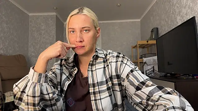 AnneBall online show from 02/25/26, 02:39