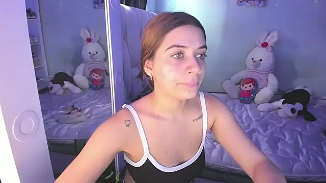 KittyKlum online show from 12/18/25, 04:44