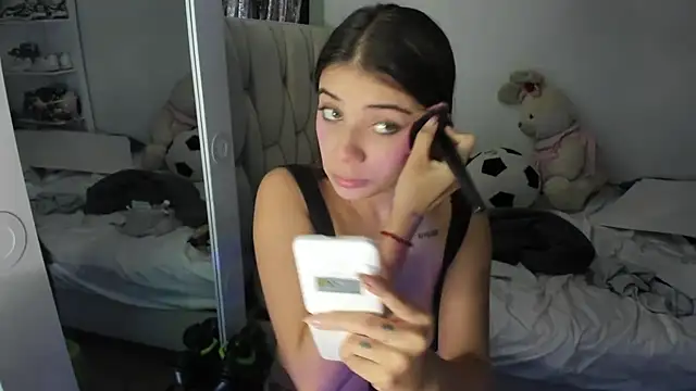 Snapshot of KittyKlum chatting on 06/03/26, 05:06 KittyKlum online show from 06/03/26, 05:06