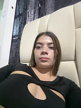 KittyKlum online show from 04/08/26, 10:00