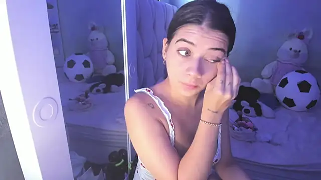 KittyKlum online show from 11/07/25, 04:33