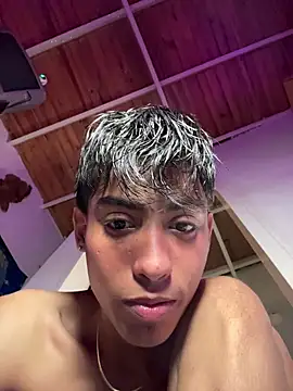 Mauuu18 online show from 12/14/25, 03:35