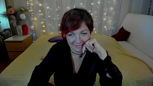 Snapshot of Katherine_Fox chatting on 03/13/25, 12:02 Katherine Fox online show from 03/13/25, 12:02