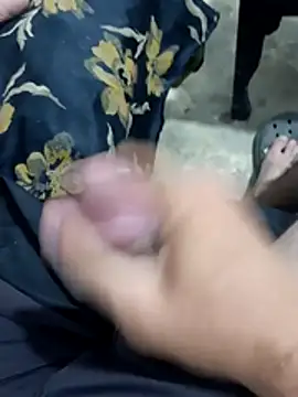 manuelmen211 online show from 04/18/26, 03:09