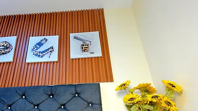 Zoe pss online show from 11/10/25, 07:41