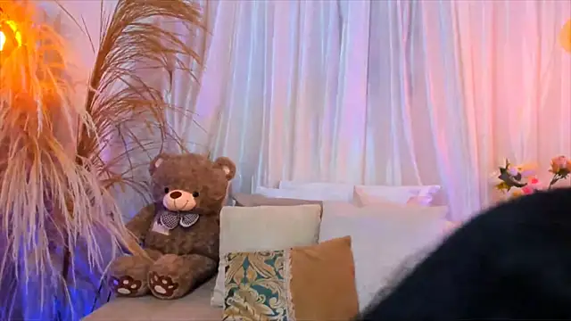 Natasha hartaman online show from 02/21/26, 08:55