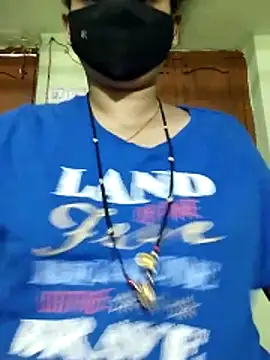 Snapshot of Kashish_18 chatting on 05/15/26, 07:28 Kashish 18 online show from 05/15/26, 07:28
