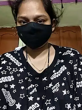 Snapshot of Kashish_18 chatting on 06/01/26, 11:43 Kashish 18 online show from 06/01/26, 11:43