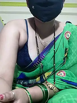 Snapshot of Kashish_18 chatting on 01/19/26, 10:52 Kashish 18 online show from 01/19/26, 10:52