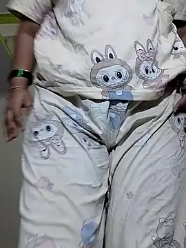 Snapshot of Kashish_18 chatting on 02/13/26, 08:25 Kashish 18 online show from 02/13/26, 08:25