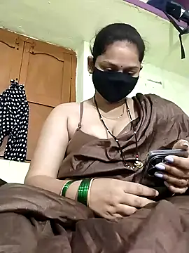 Snapshot of Kashish_18 chatting on 04/20/26, 12:08 Kashish 18 online show from 04/20/26, 12:08