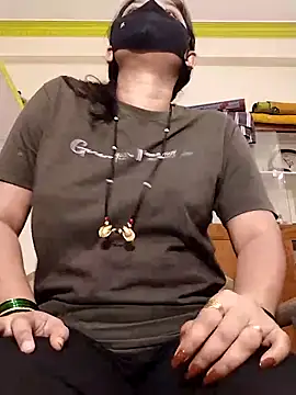 Snapshot of Kashish_18 chatting on 02/08/26, 07:28 Kashish 18 online show from 02/08/26, 07:28