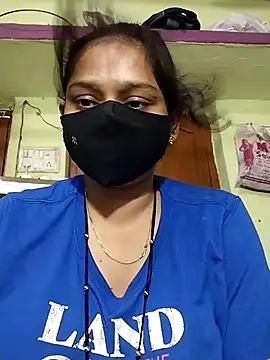 Snapshot of Kashish_18 chatting on 06/08/26, 09:43 Kashish 18 online show from 06/08/26, 09:43