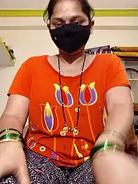 Snapshot of Kashish_18 chatting on 02/03/26, 12:32 Kashish 18 online show from 02/03/26, 12:32