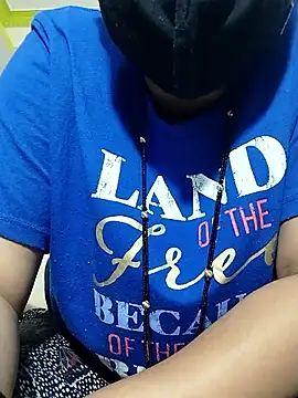 Snapshot of Kashish_18 chatting on 01/12/26, 08:43 Kashish 18 online show from 01/12/26, 08:43