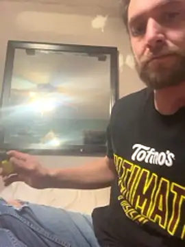 Snapshot of SmokingSloth chatting on 02/11/26, 07:41 SmokingSloth online show from 02/11/26, 07:41