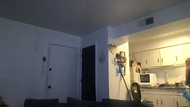 Snapshot of SpunCandy chatting on 01/19/26, 01:31 SpunCandy online show from 01/19/26, 01:31