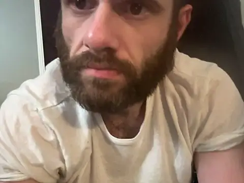 Snapshot of SpunCandy chatting on 02/06/26, 11:06 SpunCandy online show from 02/06/26, 11:06