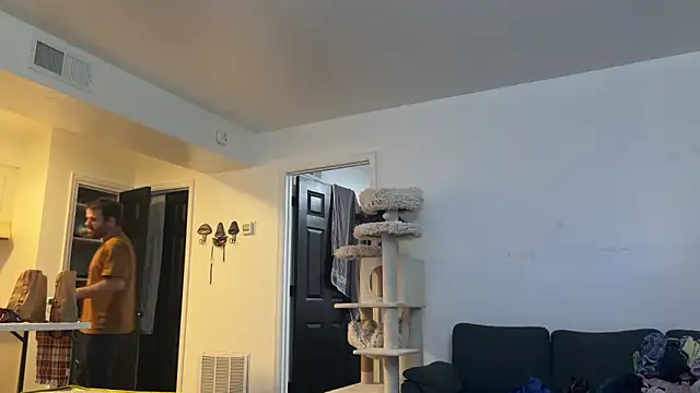 Snapshot of SpunCandy chatting on 09/12/25, 10:31 SpunCandy online show from 09/12/25, 10:31