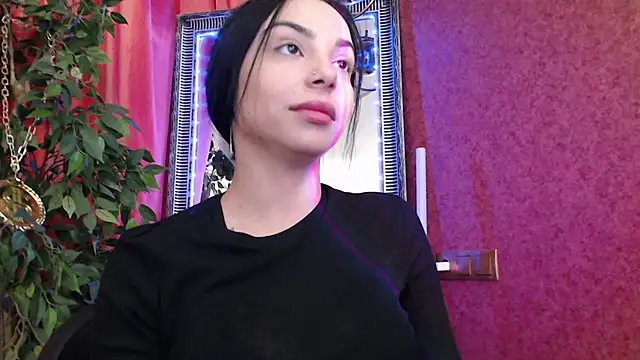 Snapshot of MissJuliax chatting on 11/13/25, 07:12 MissJuliax online show from 11/13/25, 07:12