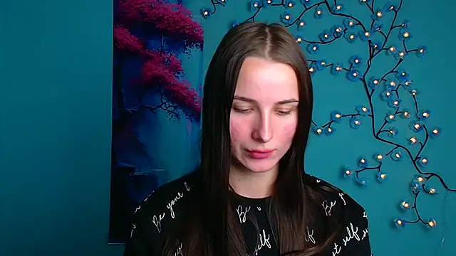 Eva Janee online show from 10/21/25, 11:31